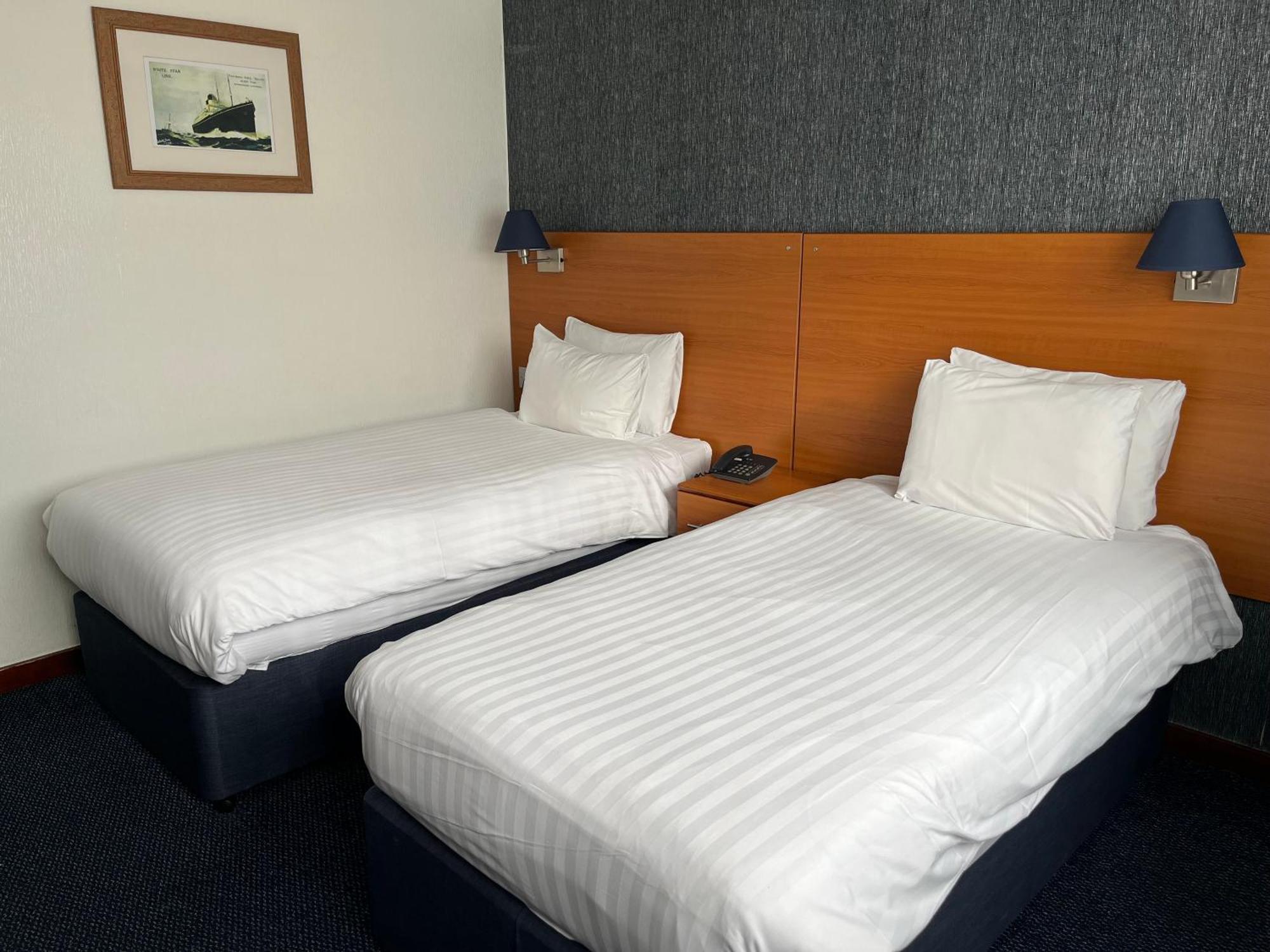 เดอะ ไลเนอร์ โฮเต็ล Hotel ลิเวอร์พูล ภายนอก รูปภาพ